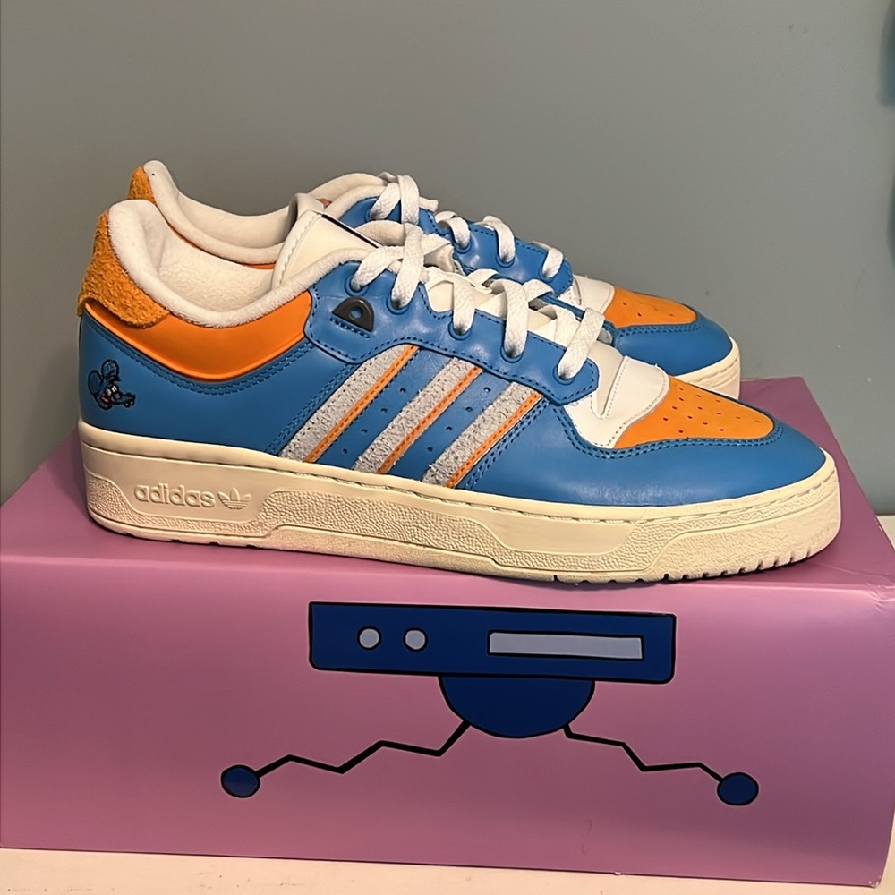 Adidas The Simpsons X Rivalry Low "Itchy"